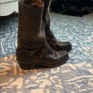 Frye 12 r boots